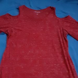 Cold shoulder mid sleeve top